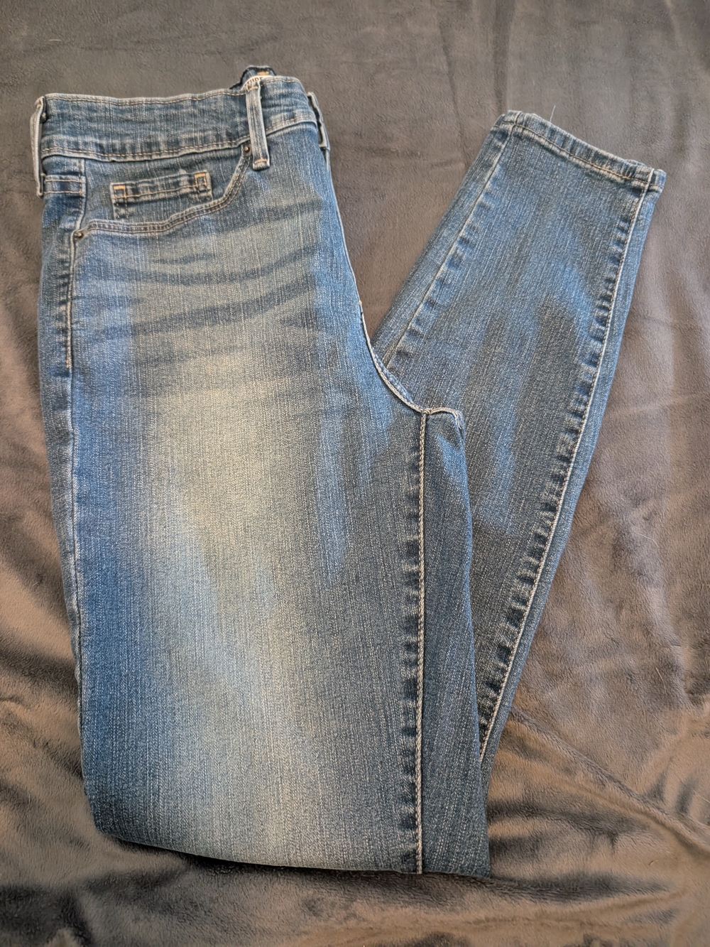 Signature by Levi Strauss Light Blue Slim Cropped Ankle Jeans